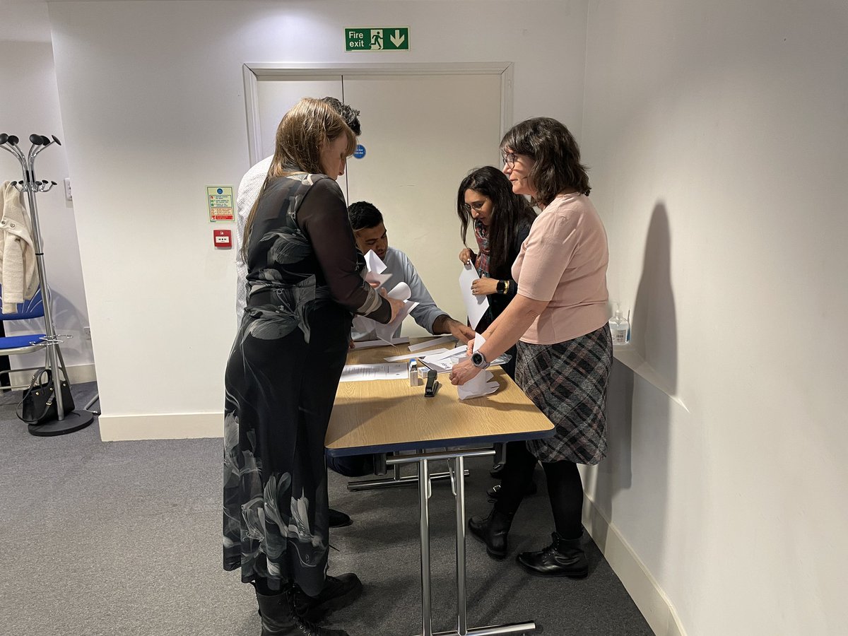 DispenseDigest's tweet photo. ✨Today was the 1st of 2 #development days 💻 for the #LeadershipSkills for #OpticalProfessionals module @eyeonwopec Day 1 has been fun and thought-provoking! 😁💭 with an inspiring #SpecialGuest appearance from @LOCSU #CEO ✨
#Leadership #OnlineLearning https://t.co/jCaOZuOlxm