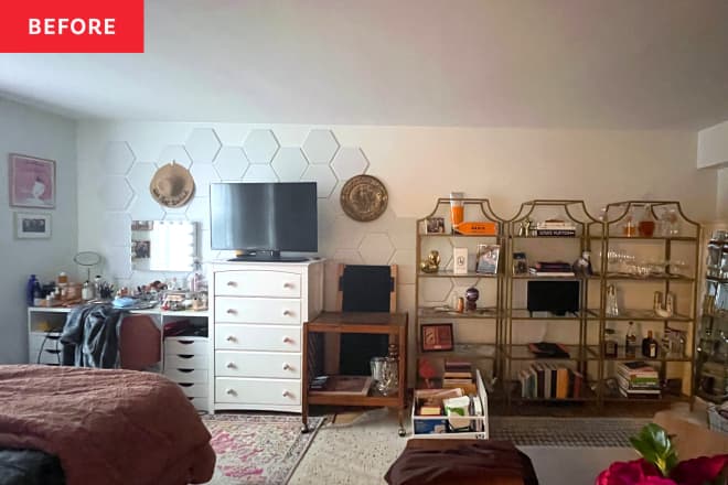 A One-Wall IKEA Hack Triples the Storage in this “Shoebox” Apartment dlvr.it/T5sWj1 #Bedroom #BeforeampAfter #IKEA #IKEAHacks #LivingRoom | BidBuddy.com
