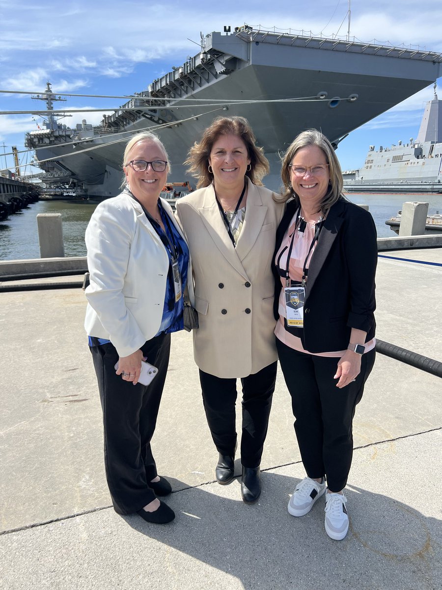 JennBellAD's tweet photo. It’s not every day you get to take a tour of an aircraft carrier, especially the USS Gerald R. Ford. #BlessedAndGrateful #SpringSymposium24✈️ https://t.co/enm03U218x