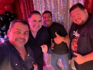 You can find the Ronny Tee Band in the Haymarket area of NIOSA tomorrow through April 26th! 🎶 See you there!! 

#niosa #vivaniosa #niosa2024 #fiesta #vivafiesta #fiesta2024 #anightinoldsanantonio #cupstacking #conservationsocietysa #ronnyteeband