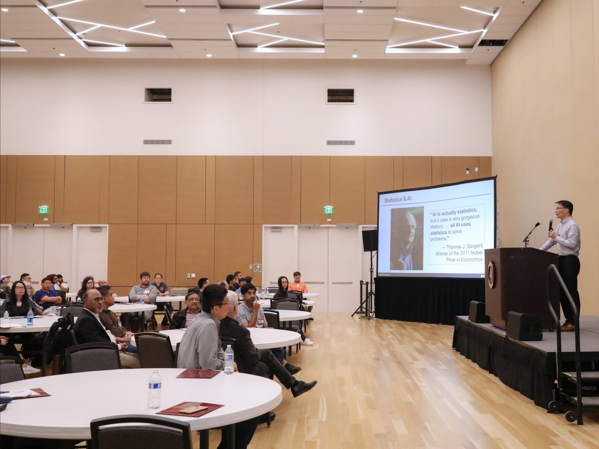 FSUartssciences's tweet photo. Check out these photos from #FSUStatistics' conference, "Theory and Foundations of Statistics in the Era of Big Data." Learn why participants traveled to @FloridaState from as far as Europe, Canada, India, Nepal and China to take part in the event β‘οΈ https://t.co/eGG8PL4zuW https://t.co/mHPw8v0vOO