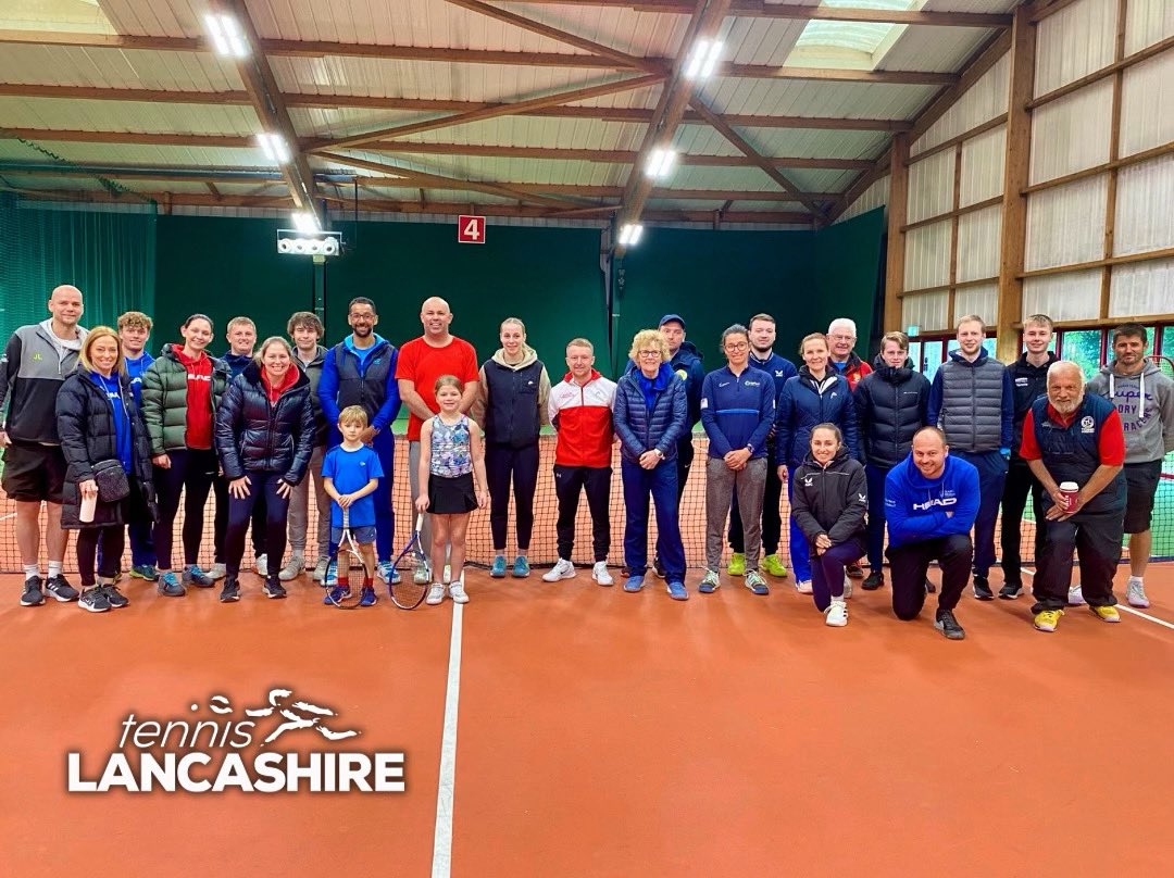 As part of our Lancashire County Performance Programme, today Simon Wheatley from SW Nineteen delivered a bespoke 10 & Under CPD course for our coaches who are working with players in this age group. Thank you to Simon for an excellent session! 🎾🌹