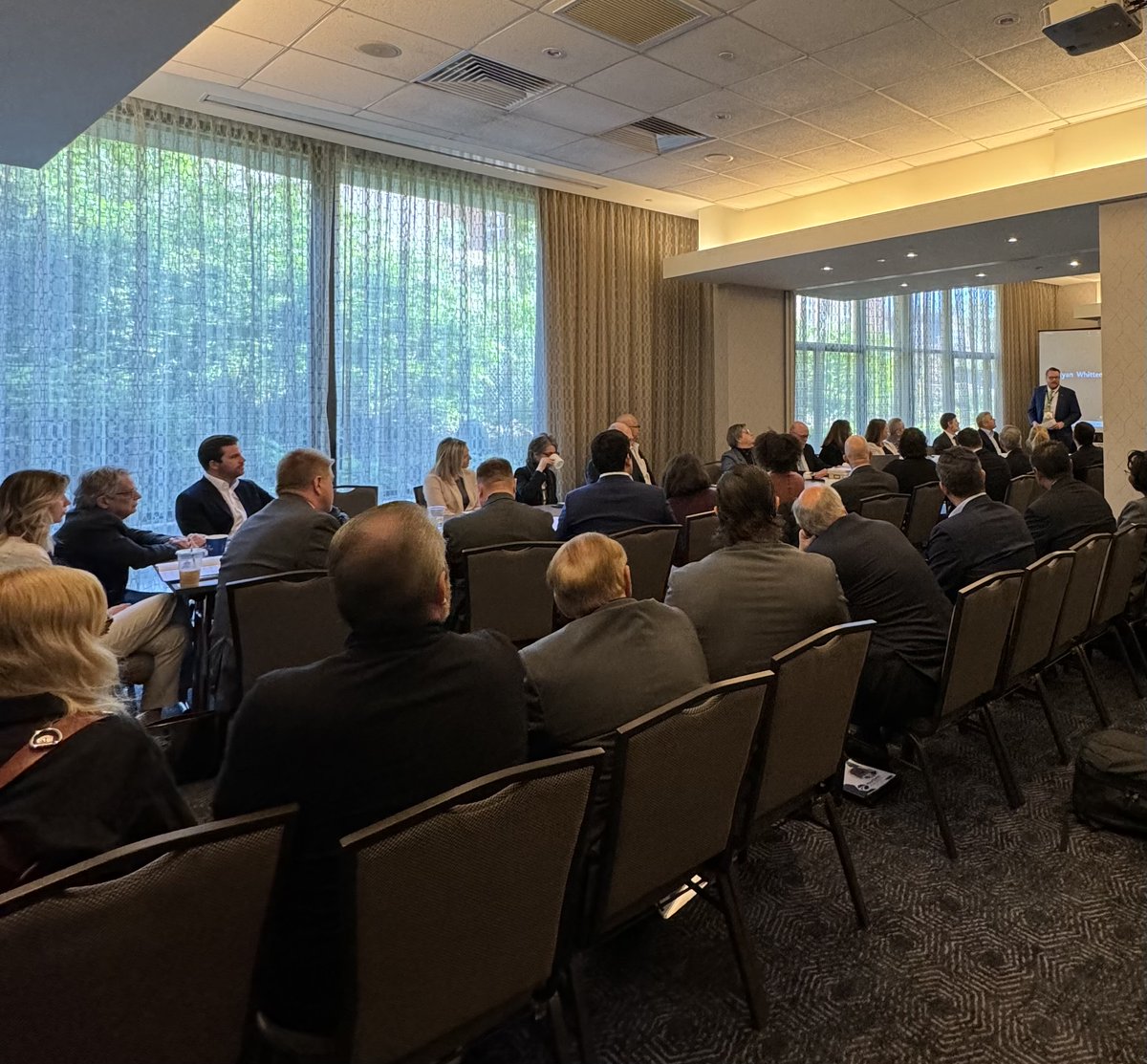 Our president and CEO, Brian Hale, focuses on our former CEO, the late Edward Smith, and his passion for responsible investing as he addresses a Heartland Capital Strategies session at the @NABTU Legislative Conference. @InvestHeartland @SVACommunity #UnionStrong