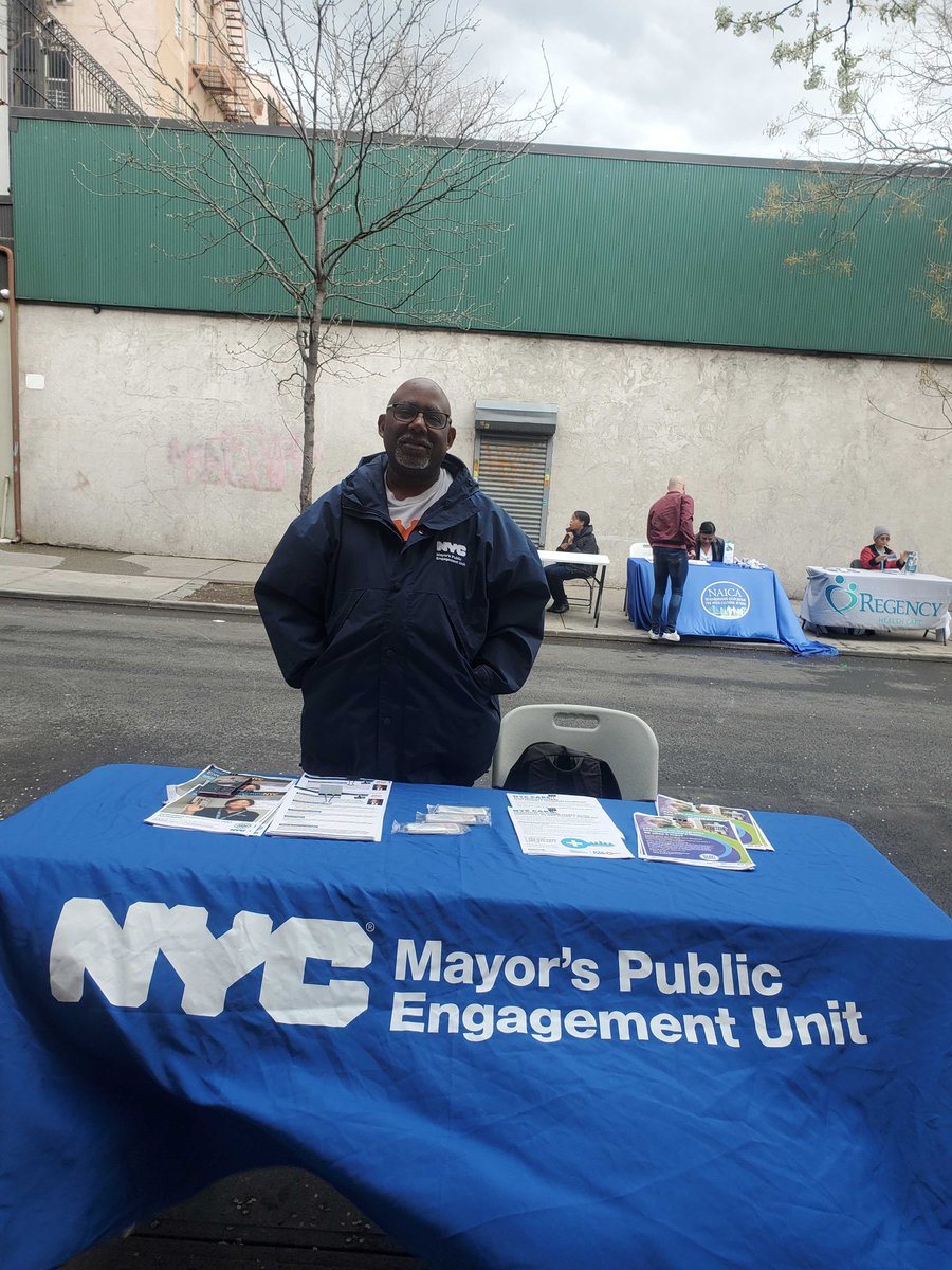 #GetCoveredNYC is on a mission to ensure everyone in the Big Apple is covered! From libraries to health fairs, we're spreading the word about the importance of health insurance w @Bridgesbuildersbx @nychealthy @cmsandraung @cecunuevayork 🌟 Learn more nyc.gov/GetCoveredNYC