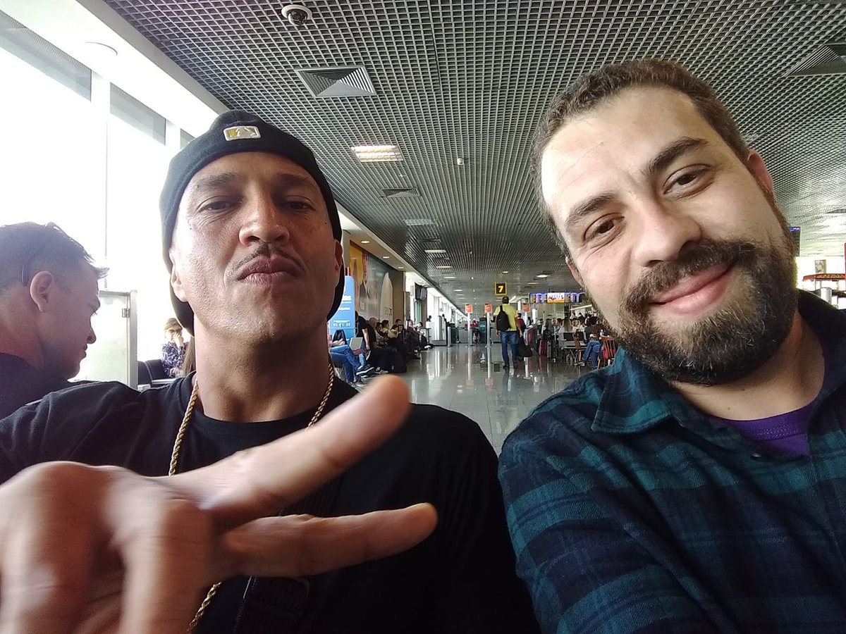 É dia de celebrar a vida de um dos grandes patrimônios da cultura paulistana, o cara que canta as quebradas como ninguém, Mano Brown. Feliz aniversário, @manobrown! TMJ!