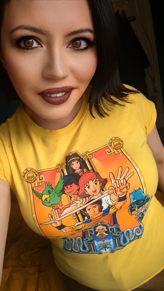 Sing with me.. Doo doo doo Cities of Gold!! Funny what you can find when rummaging around a charity shop! #thrifting #secondhandfashion #preloved #charityshopfind #80scartoon #nostalgia