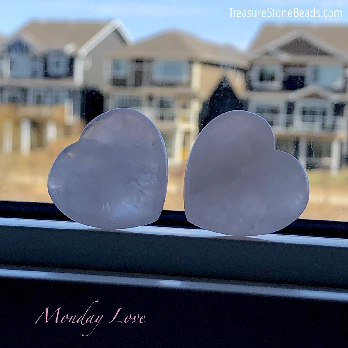 Monday love:)

Gems & Beads Market
April 25-27, 2024, 11-5
Ramada Edmonton South
5359 Calgary Trail

#rosequartz #heart #trees #beadingsupplies #gemstones #pendant #Edmonton #yeg #shoplocalyeg #amazing #healingcrystal #crystals #yegevents #healingstones

TreasureStoneBeads.com