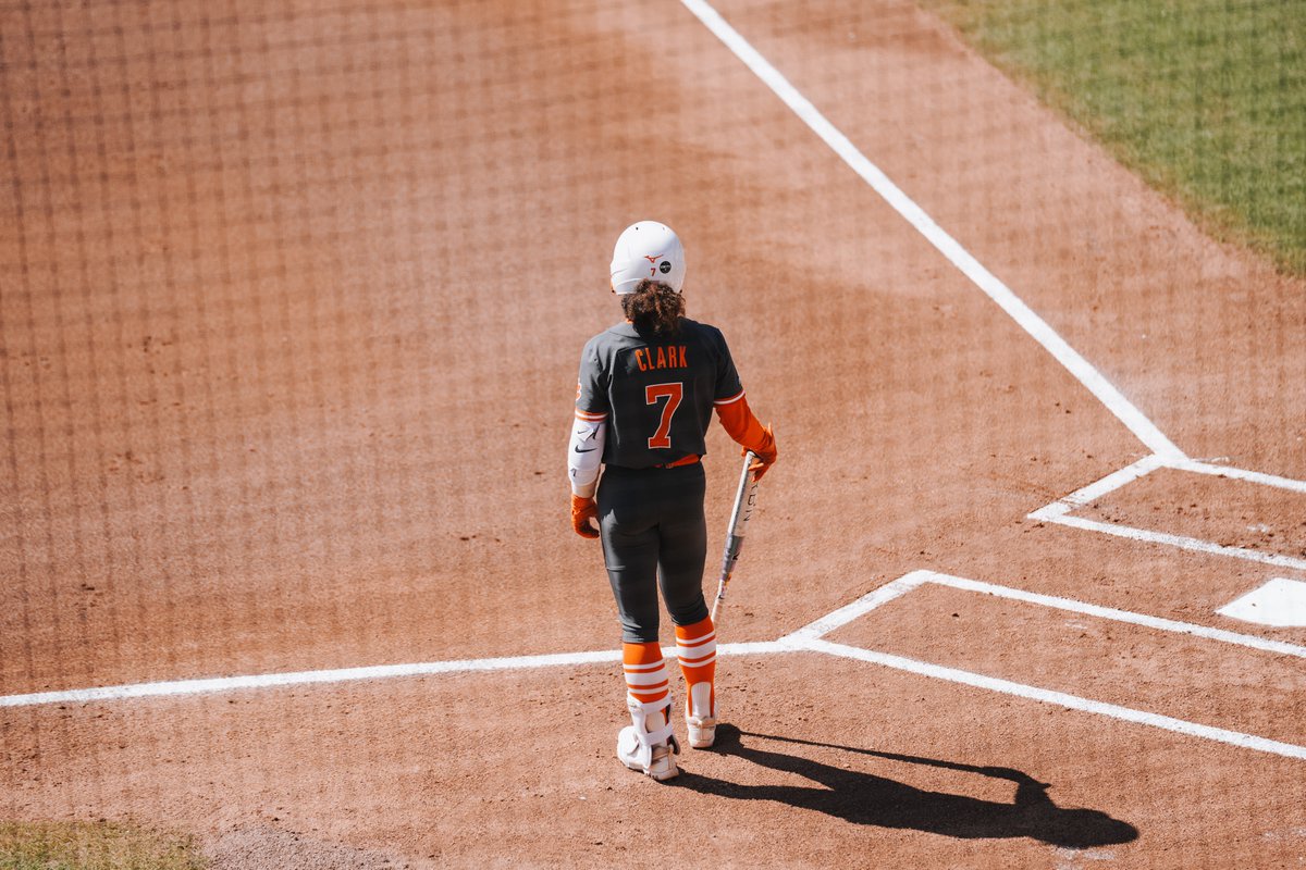 Heating up at the plate 🔥 McKenzie Clark leads the Tigers with a .373 average at the plate with a .648 SLG and .481 OBP. She has tallied 53 hits, including 26 in ACC play. She also leads Clemson with 46 runs scored to mark the fourth season she has scored more than 42 runs