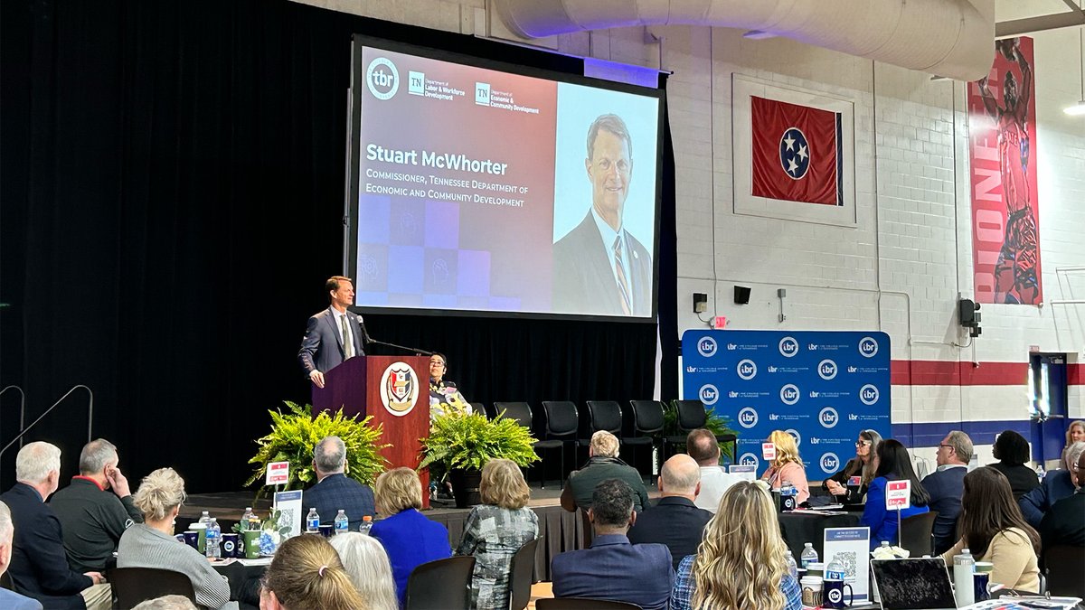 Great morning spent at @VolStateCampus for the TN Workforce Convening with our partners, @CollegeSystemTN and @Jobs4_TN. Workforce affects how we compete as a state, and this event was an opportunity to illustrate TN's commitment to collaboration and finding workforce solutions.