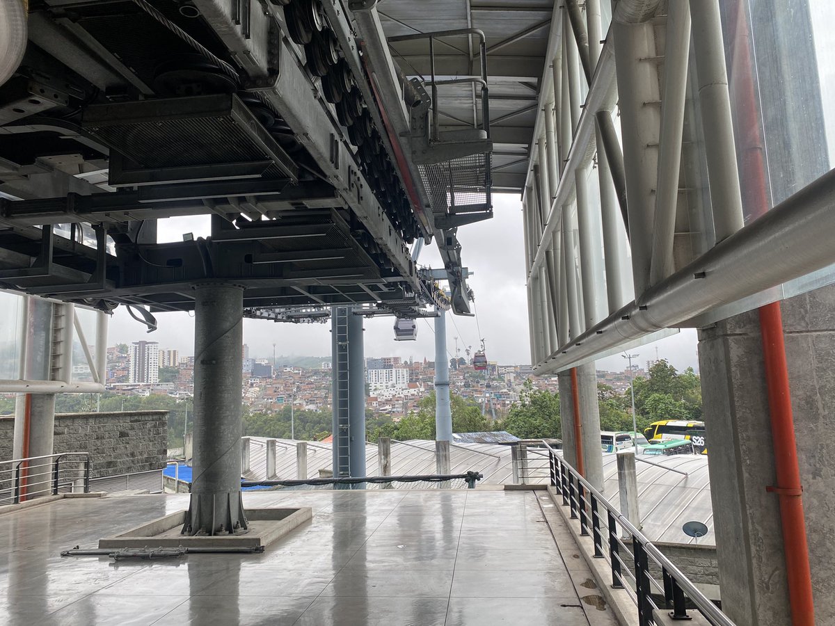 CableAéreoManizales tweet media