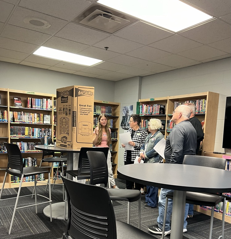 WintersetSchool's tweet photo. The AP lit class presented their Vietnam War “Museums” after reading Tim O’Brien’s novel. They were evaluated by several retired WCSD faculty. Students researched the ways the Vietnam War affected a generation. We appreciate the staff all coming back! #wintersethuskypride https://t.co/LoSl2yRXKF