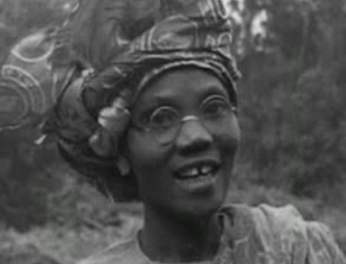Funmilayo Ransom Kuti… The Lioness of Lisaba… She Protested and protested and fought for the independence of Nigeria and what did she get in return?! She was thrown out a window to her eventual demise by the Nigerian Government. May She Rest In Peace 🪦