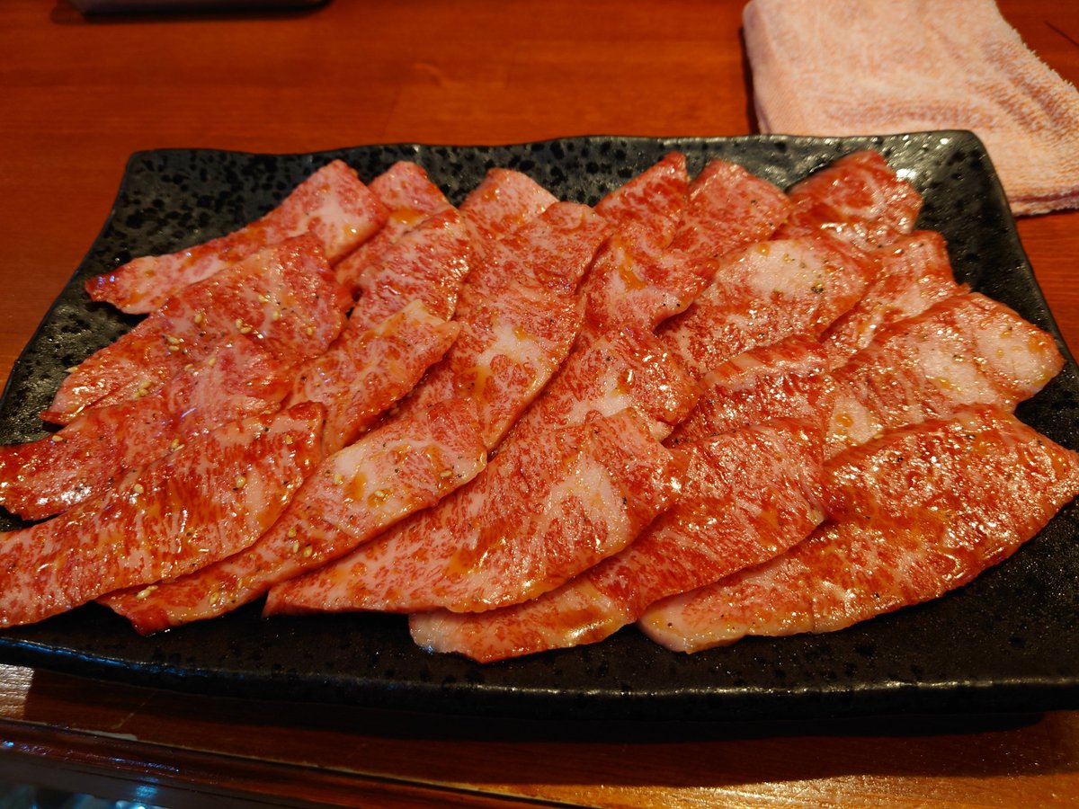 さかぐらの上カルビ
美味すぎる✨

2回目の来店です😄

#さかぐら
#館山