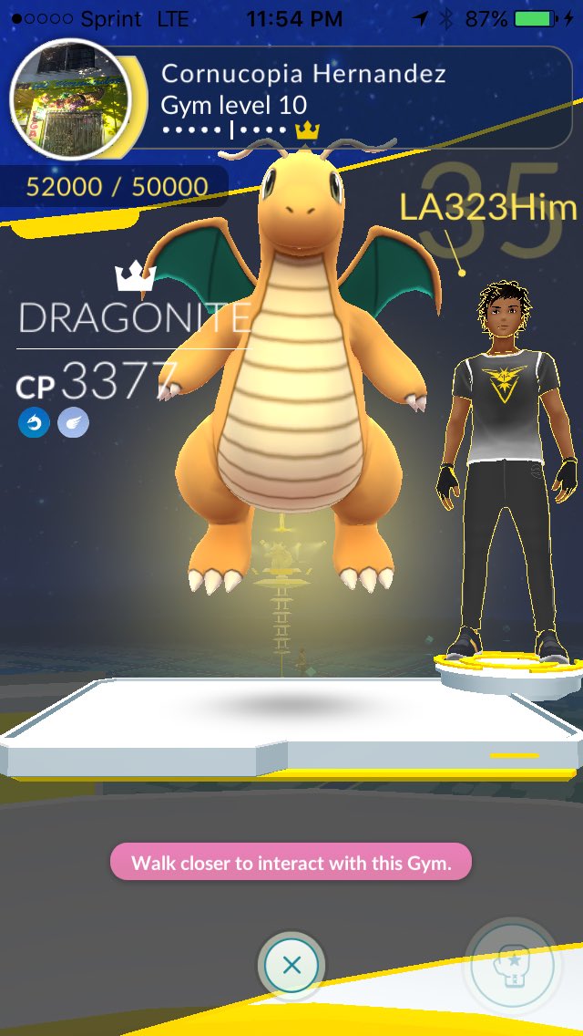 Nostalgia Picture to the old gym system and now the classic Legendary avatar before the recent update. #PokemonGo <a href="/PokemonGoApp/">Pokémon GO</a> #TeamInstinct <a href="/NianticLabs/">Niantic</a>  bring back the old gym system and old avatar niantic.
