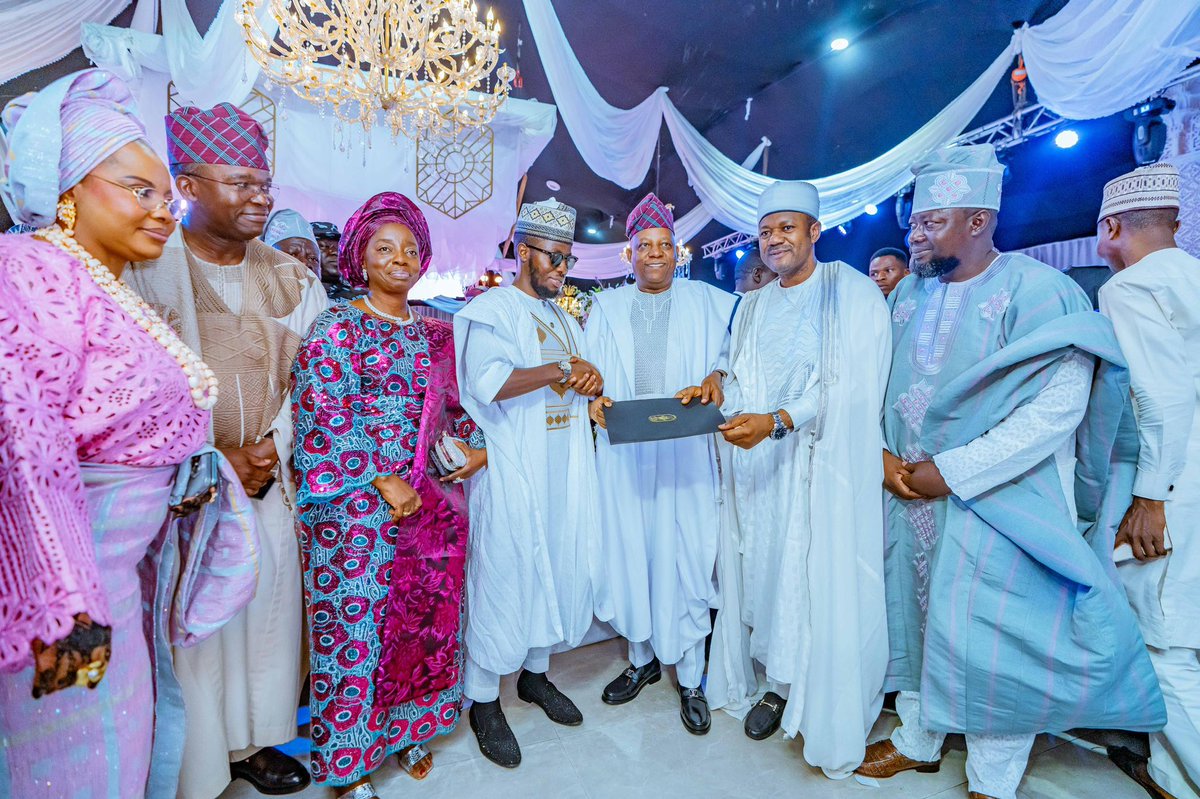 During my engagements in Lagos over the weekend, I took the time to join our sister, Hon. Kafilat Ogbara, a member representing Kosofe Federal Constituency in the House of Representatives, in celebrating the wedding of her son, Alhaji Abdulbasit Ogbara, and his heartthrob,