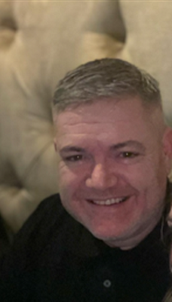 TRIBUTE |The family of 48-year-old Steven Moglione, who sadly died in a fatal road traffic collision on the #M57 on Sat 20 April, have released a photo & paid tribute. Officers are still appealing for anyone with information to contact us. More here: orlo.uk/i4W20