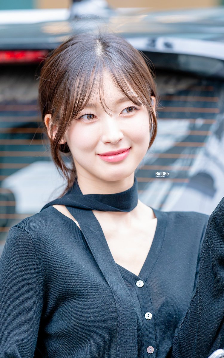 너무 예쁘시다.....