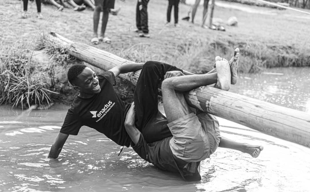 BOOSTFellowship's tweet image. Young minds, strong wills! Our Enactus team was crushing it by building bonds , team spirit and breaking the cycle of alcohol abuse. #TeamBuilding #SmartDrinking #YouthEmpowerment #PreventionIsPower  @DeltaCorpZim  @CleoMakoni @kissmoremurandu @PMurambinda