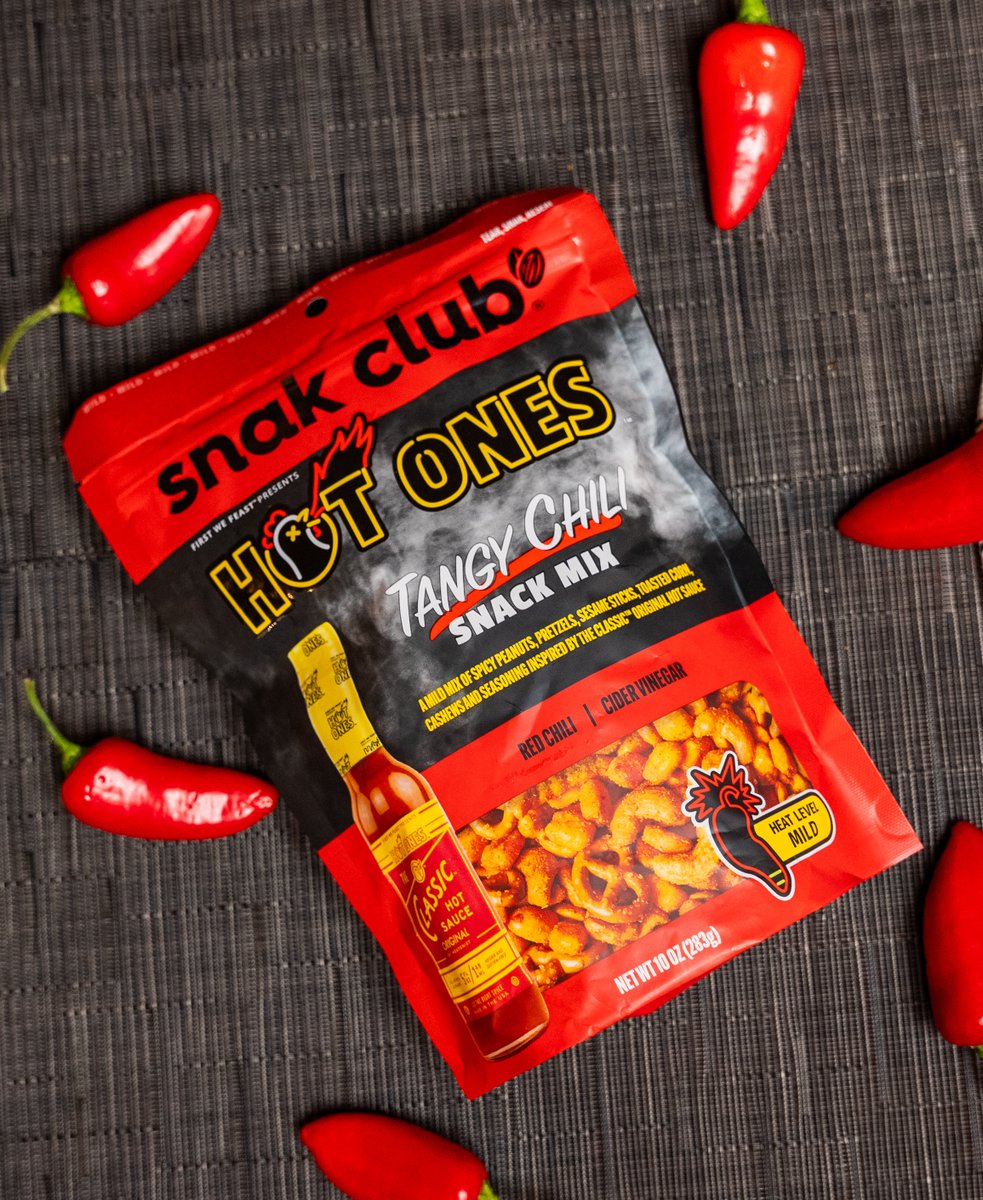 🌶️ OG Classic fans, this one's for you. Our Snak Club x Hot Ones Tangy Chili snack mix blends together peanuts, pretzels, sesame sticks, toasted corn, cashews, and spicy seasoning inspired by our Classic hot sauce.. Find it near you or order online: snakclub.com/hot-ones/.