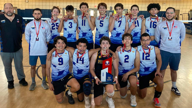 Congratulations to @miamiseniorhigh’s boys volleyball team for clinching the GMAC Boys Volleyball title! Your hard work and dedication have paid off, and you’ve made us all proud. Keep shinning on the court! #StingPride #YourBestChoiceMDCPS