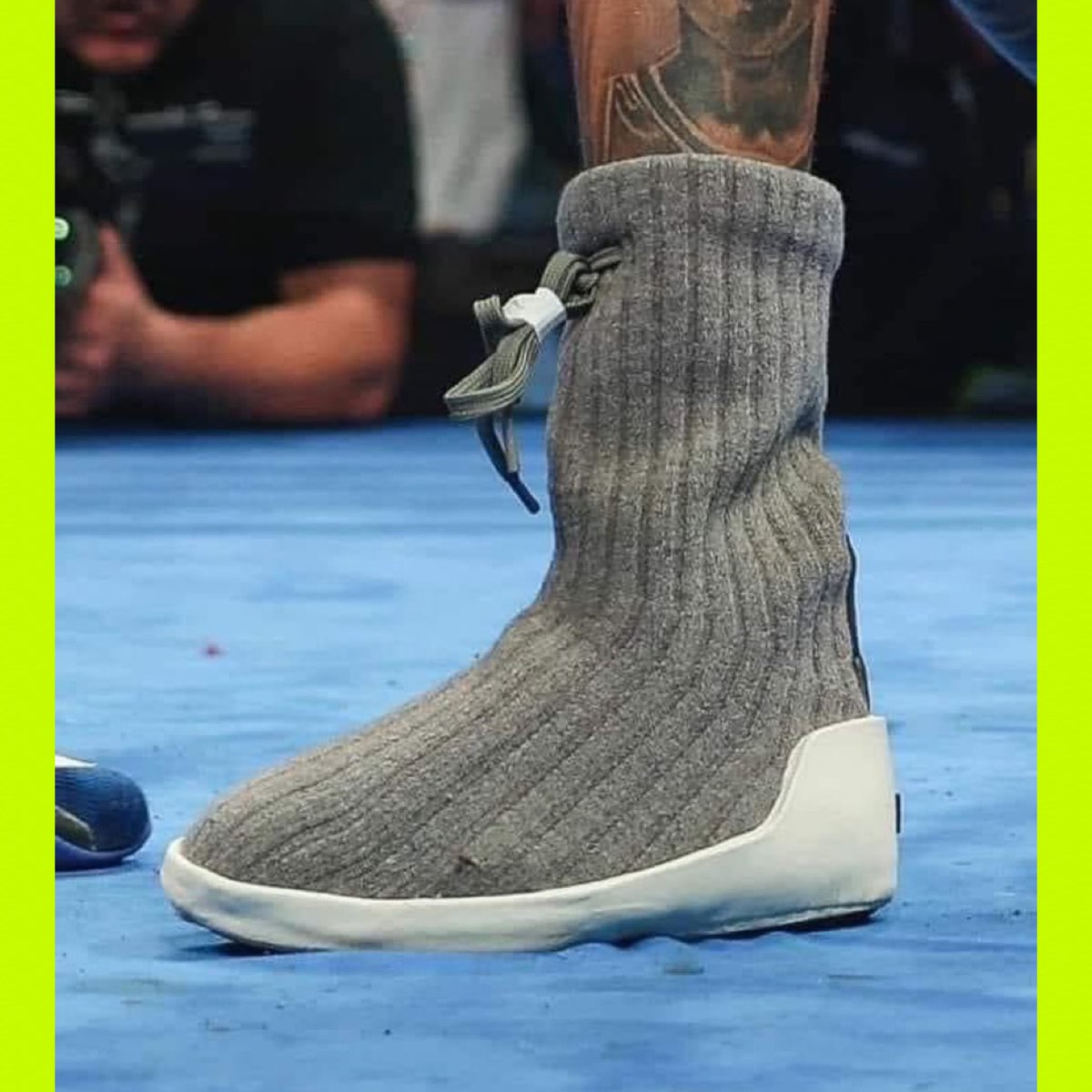 They have to be the worst attempt at boxing boots. They look like my Aunties UGG boots. #fightclub247 #boxing #fighter #garciahaney #ryangarcia #devinhaney #champion #forthefans