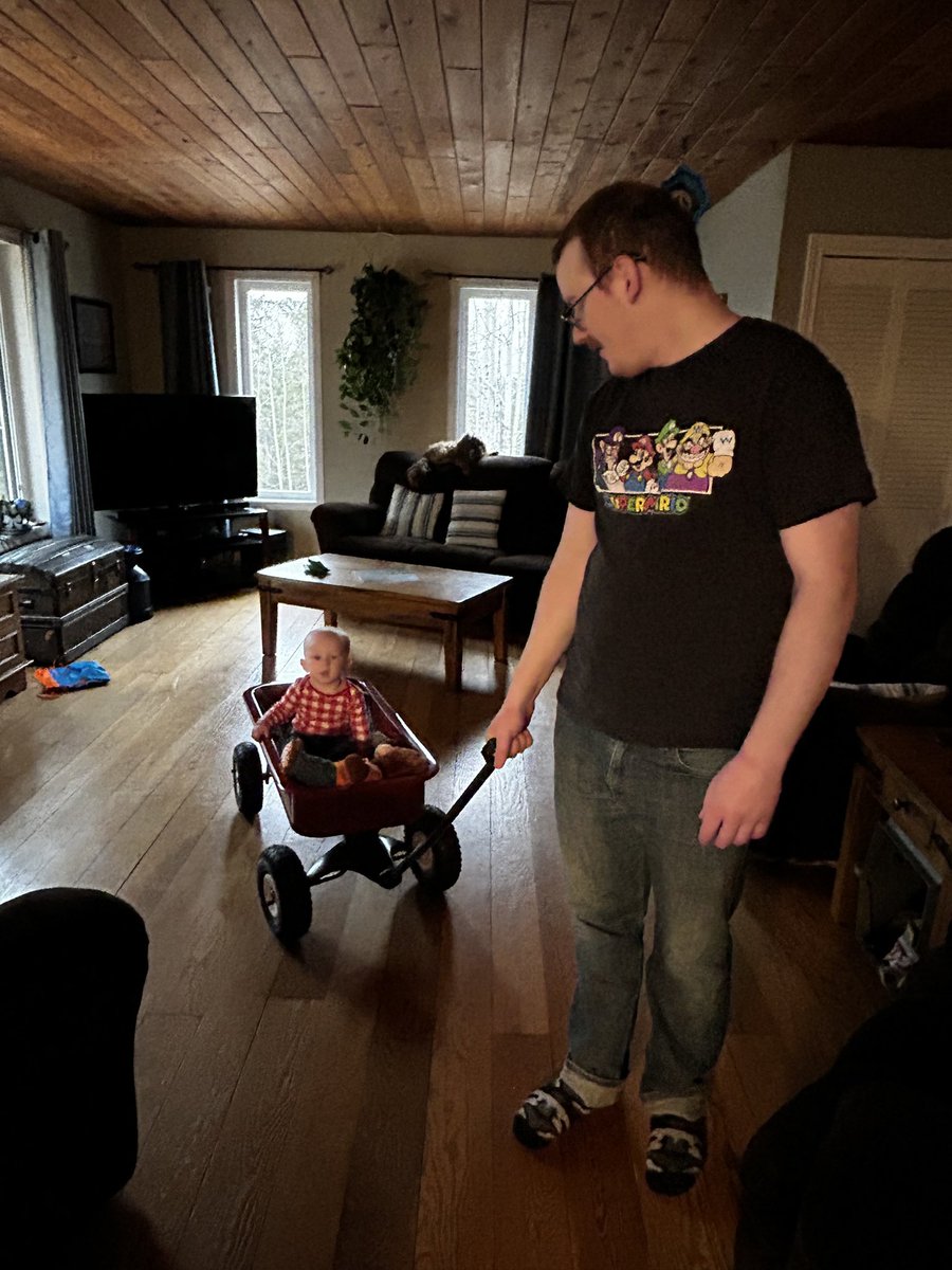 leprchaunrabbit's tweet photo. Fm Saturday:
I see you, Granda!
#SecondGrandson on his 1st #birthday w/ML๐ฐ and his daddy โChefโ
SLR๐๐ฐ https://t.co/lnID88leGE