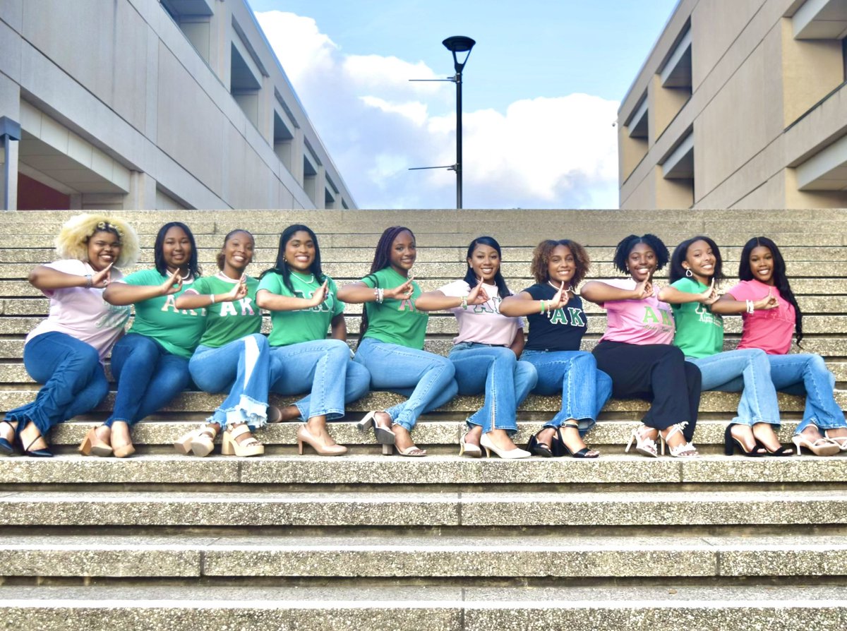Omicron Tau AKAs tweet media