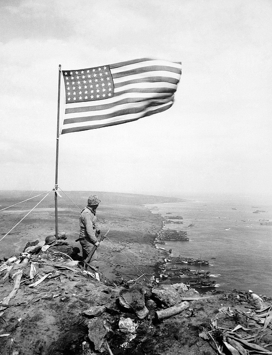 Iwo Jima veteran David Dines, survived 5 weeks of hell without a scratch, saw flag raised on Suribachi, lost two best friends. Monthly Conference Series Video Archives | National WWII Memorial wwiimemorialfriends.org/monthly-confer…