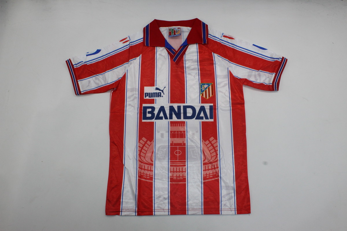 SORTEO 2 CAMISETAS RETRO ATLÉTICO DE MADRID. 
 
🚨AVISO: LA CUENTA OFICIAL ES ESTA CON EL VERIFICADO. SI OS ENVÍAN UN MENSAJE AL PRIVADO SIEMPRE Y CUANDO NO SEA ESTA CUENTA CON EL VERIFICADO, ES UNA ESTAFA. 

Colaboración con @ctinfo_17

Requisitos para el sorteo: Like+RT a la