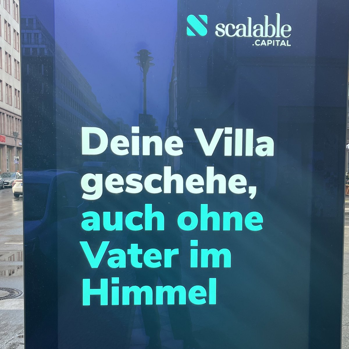 „Im Kapitalismus ist eine Religion zu erblicken, d.h. der Kapitalismus dient essentiell der Befriedigung derselben Sorgen, Qualen, Unruhen, auf die ehemals die so genannten Religionen Antwort gaben.“ (Walter Benjamin)