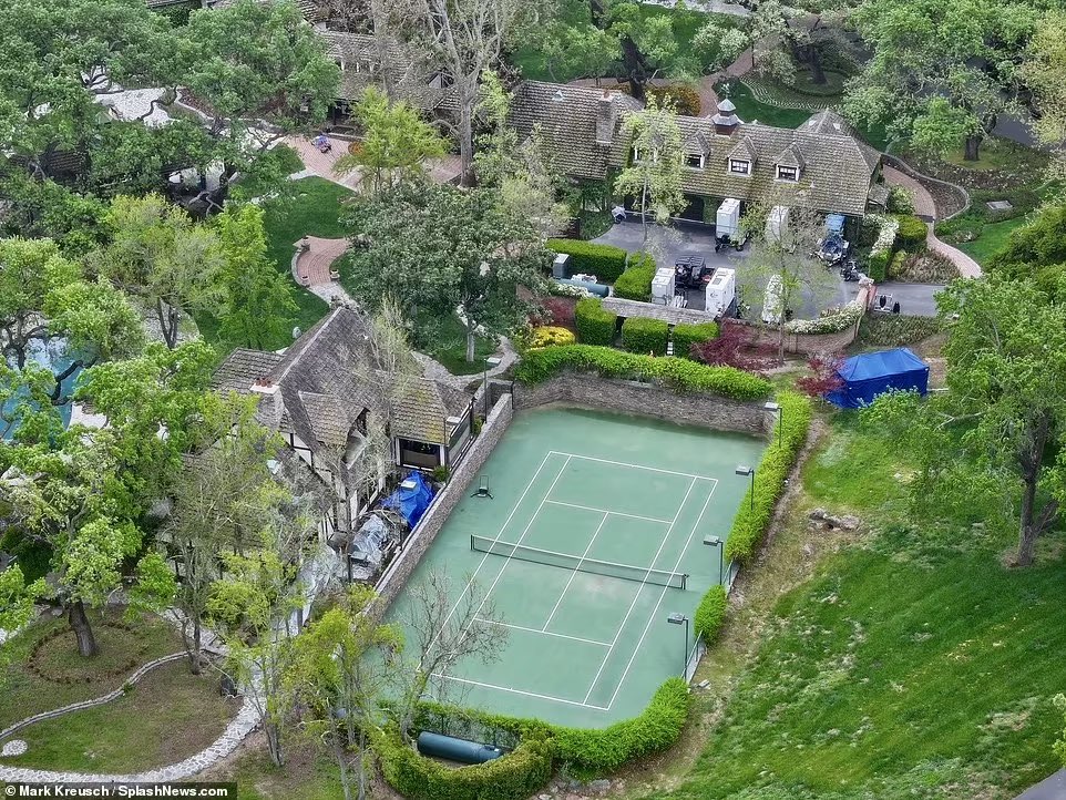 deckedoutmag's tweet photo. New images of the theme park and Neverland's restored tennis court. 🎾 #MichaelMovie https://t.co/MQggzaN0j5