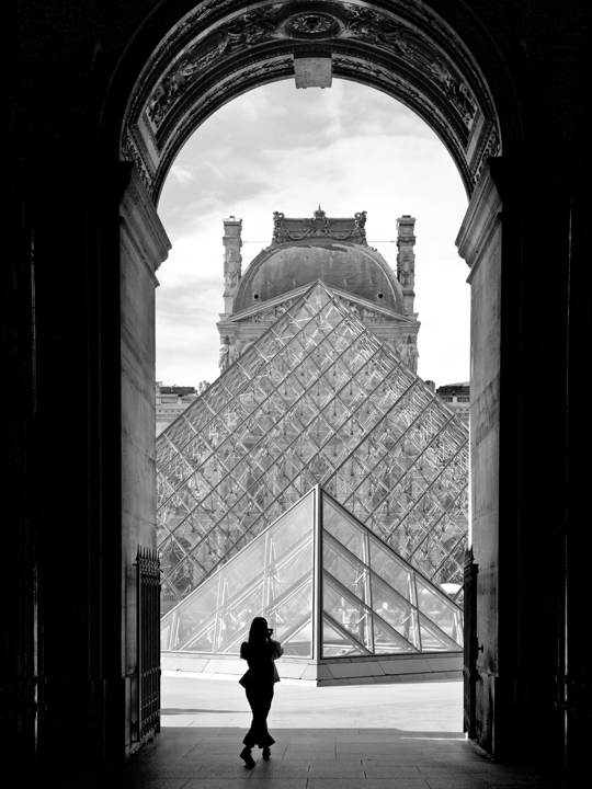 With the Olympic Games Paris 2024 starting in 98 days I thought it might be an opportunity to share some Paris pictures of our own.(2/3) tinyurl.com/mryfe3dv

Images copyright of the artists Marcus Davies + Kenneth Hope +  Alain Boussac / <a href="/milimdotcom/">Millennium Images</a> #parisfrance