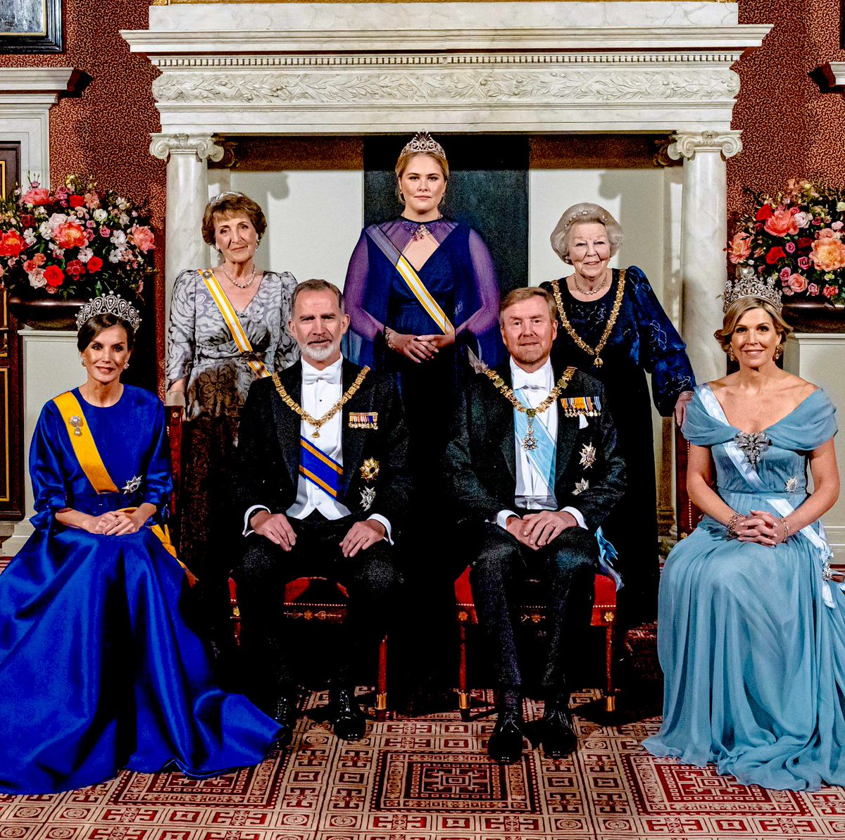 royalchildren_'s tweet photo. #KingWillemAlexander #QueenMaxima #KingFelipe VI #QueenLetizia #PrincessCatharinaAmalia #PrincessBeatrix and #PrincessMargriet attend the official state banquet on the occasion of the Spanish State Visit of King Felipe VI and Queen Letizia, in Amsterdam 🇳🇱🇪🇸 -April 17th 2024. https://t.co/1rGxrTBUAF