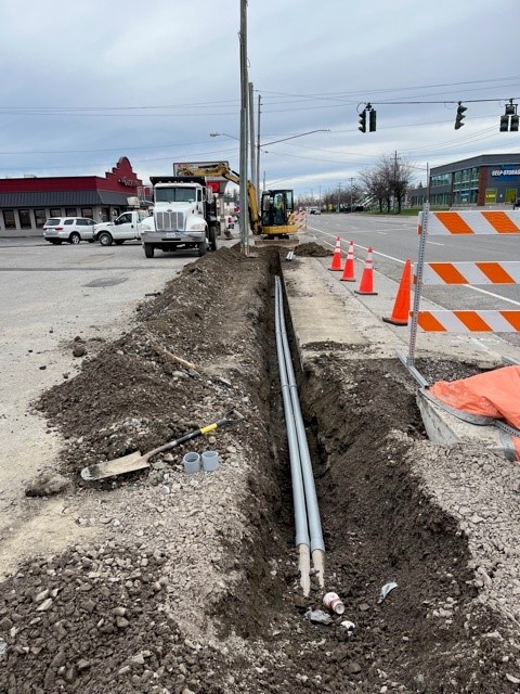 Installing traffic signal conduit along Route 277 between Seneca Street and French Road as the rehabilitation project on Union Road in the towns of Cheektowaga & West Seneca progresses