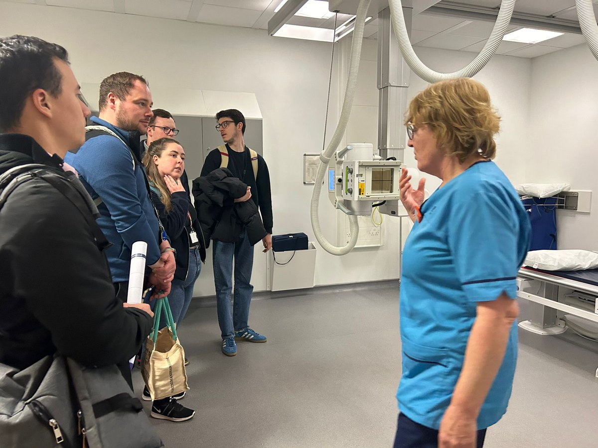 Laura Reid tweet media