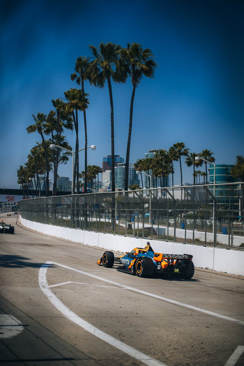 Biggest mover of the race in Long Beach, first rookie and a strong P11 on my debut 💪🏻 Thank you to all the fans in California, thank you @onsemi @ArrowMcLaren @TeamChevy 🧡