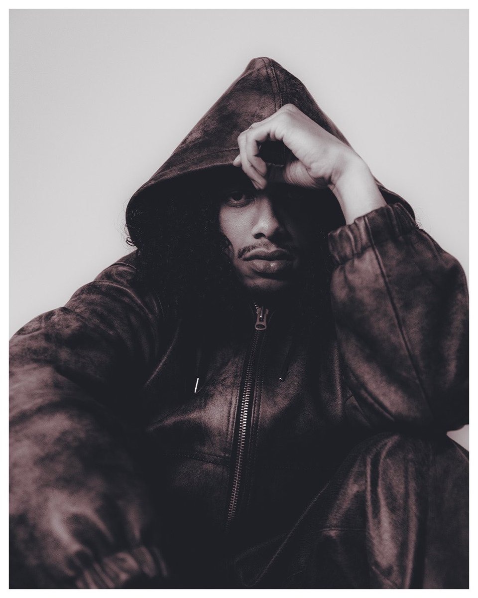 Shauneseyes tweet media