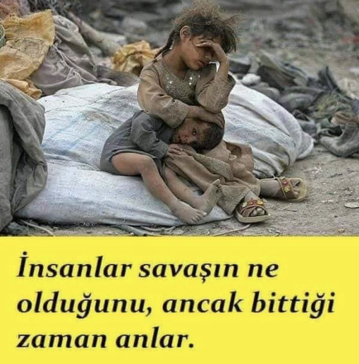 Savaş insanlık suçudur..😔🌿
#SavaşaHayır🌿🕊️