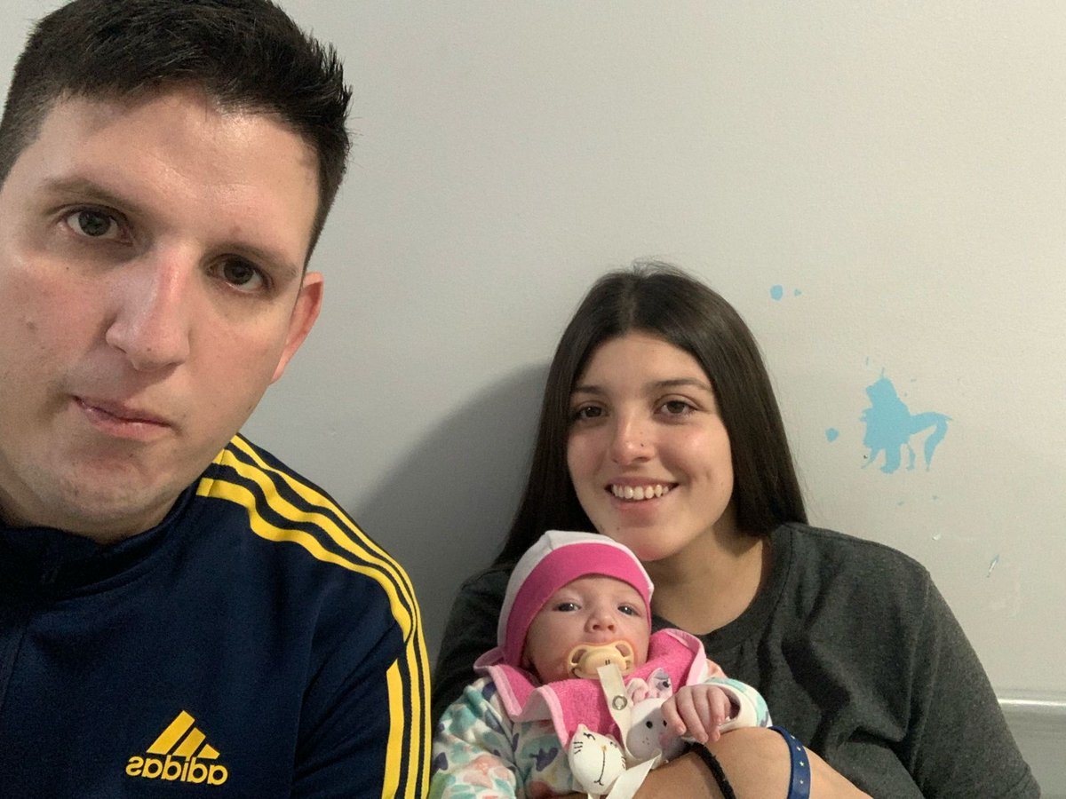magavidal9's tweet photo. Son todo en mi vida,  los amo mucho👨‍👩‍👧❤️ https://t.co/GSkZFxUoUD