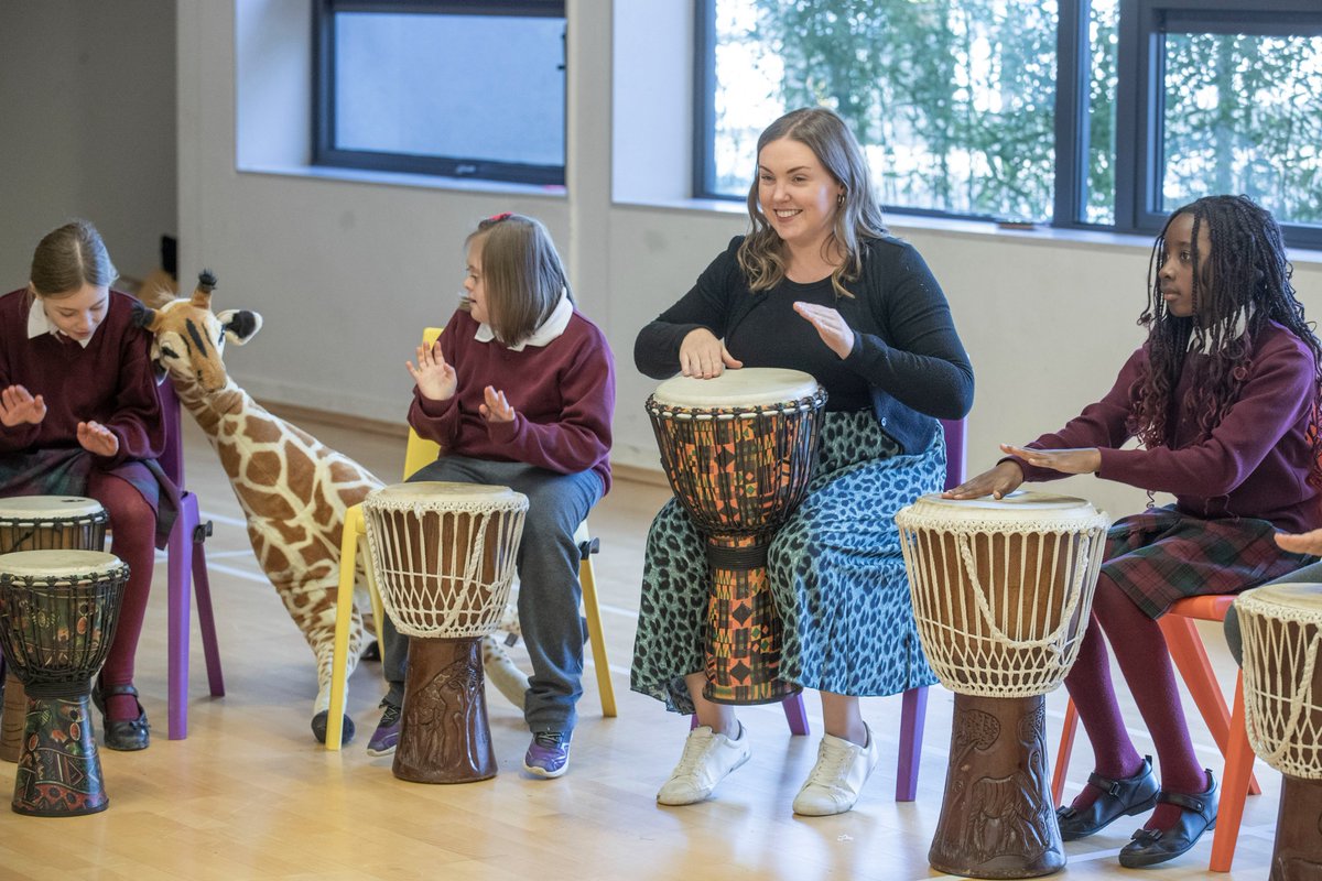 Minister @SeanFlemingTD announced €2.2m in Global Citizenship Education funding to 36 organisations working in schools and communities. GCE grants funds activities to build awareness of global issues such as climate change, hunger and injustice. 👉bit.ly/4d5R9GO