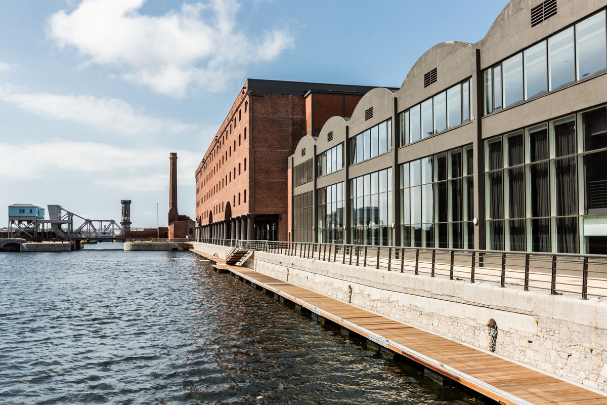 From reducing waste with a zero-waste-to-landfill policy to keeping the area clean with weekly trips on Stanley Dock, these are some of the ways we’re looking after the environment (not only on Earth Day but all year round 🌎). Click to learn more: ow.ly/BjeM50Rl6X9