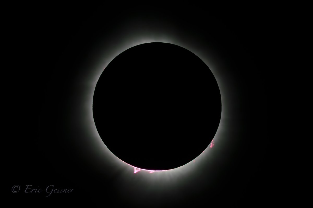 #EarthDayEveryDay 
Experienced 3 minutes and 24 seconds of totality under perfect skies in Vermont on April 8. It was ... awesome. Spectacular📷showing totality and solar flares by Eric Gessner, one of the many nice people we met at our viewing spot at Crystal Lake State Park.