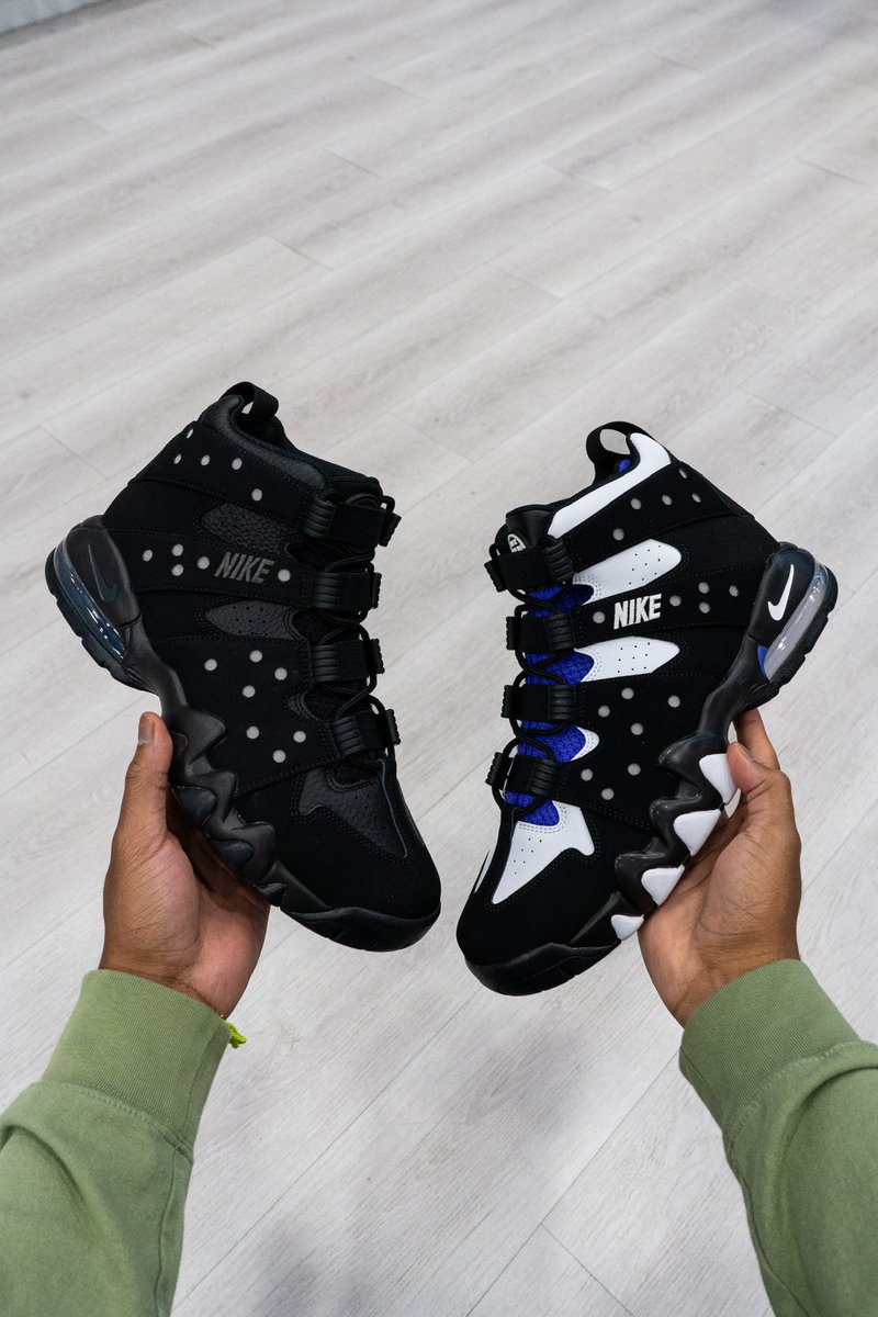 LEFT or RIGHT ?? 👀 Browse & Shop our vast selection of Nike Basketball Sneakers exclusively on SoleSeriouss.com, the SOLE SERIOUSS App and In-Store at SOLE SERIOUSS NYC ⬇️ 📍 184 Broadway, Brooklyn, NY 11211 Mon-Thurs: 12PM-7PM Fri/Sat: 12PM-8PM Sun: 12PM-6PM