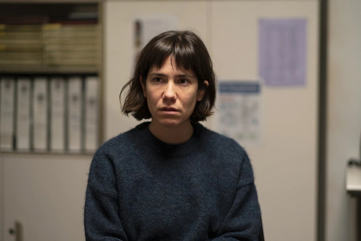 clubdeletoile's tweet photo. ✈️BORDER LINE ✈️

Un thriller espagnol virtuose et anxiogène en huis clos dans un aéroport 😨 A découvrir en avant-première ce jeudi 25/04 dans le cadre du festival @screenspiritoff. Cérémonie d'ouverture et pot offert 🎤🍸

🎟️ Résa : https://t.co/jRlo27DtOn https://t.co/CmuZekDtMX