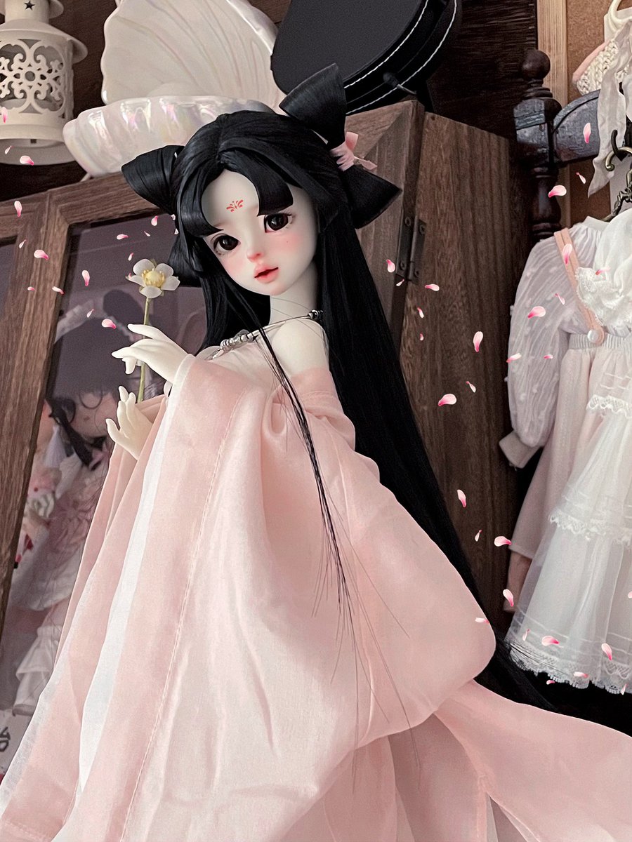 ACAT_bobo's tweet photo. POBY will be launched in May. She is a little girl 💓🧸I hope everyone likes her.
新宝宝POBY，希望大家喜欢，是个双子的设定，会在五月一号上架。

#bjd #bjdphotography #balljointdoll #bjdphoto dollphoto  #bjdwig #bjddoll #ACATBO #BJD #bjdphotography https://t.co/uwmb57Q02M