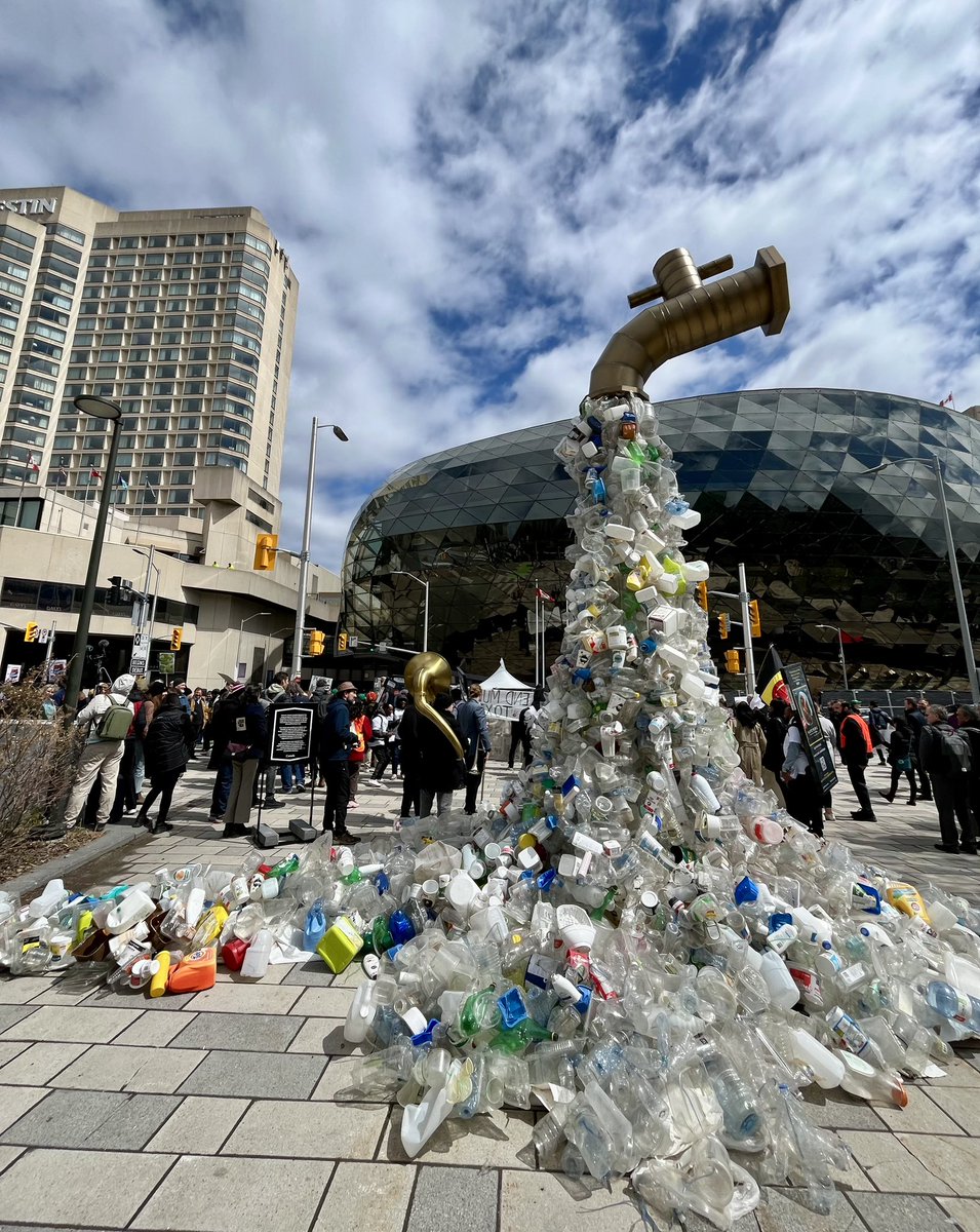 #PlasticsTreaty partnership day, @thevonwong: 'at UNEA, everyone was down to turn off the plastic tap and address plastic production from the source... but somehow, now, change has slowed down (…) Focusing on plastic pollution is not enough, we need to limit plastic production.'