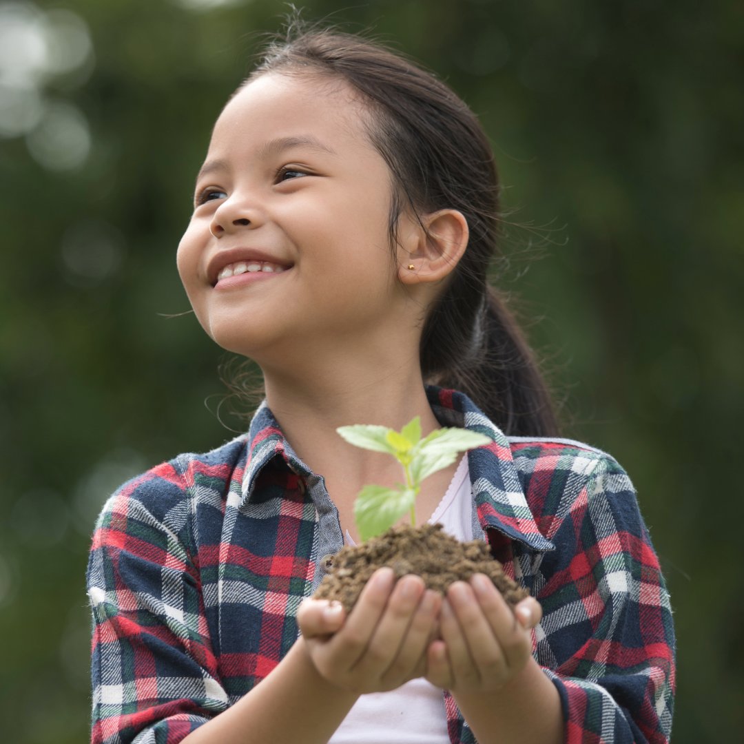 firstsuneap's tweet photo. Small acts for the planet. Big impacts on your mental health! 🌱 This Earth Day, practice eco-friendly habits and prioritize self-care. Join us in celebrating Earth Day by nurturing both the planet and your mental health. 🌍💚
#MentalHealth #EarthDay #FirstSunEAP https://t.co/yYcA5QgUT9