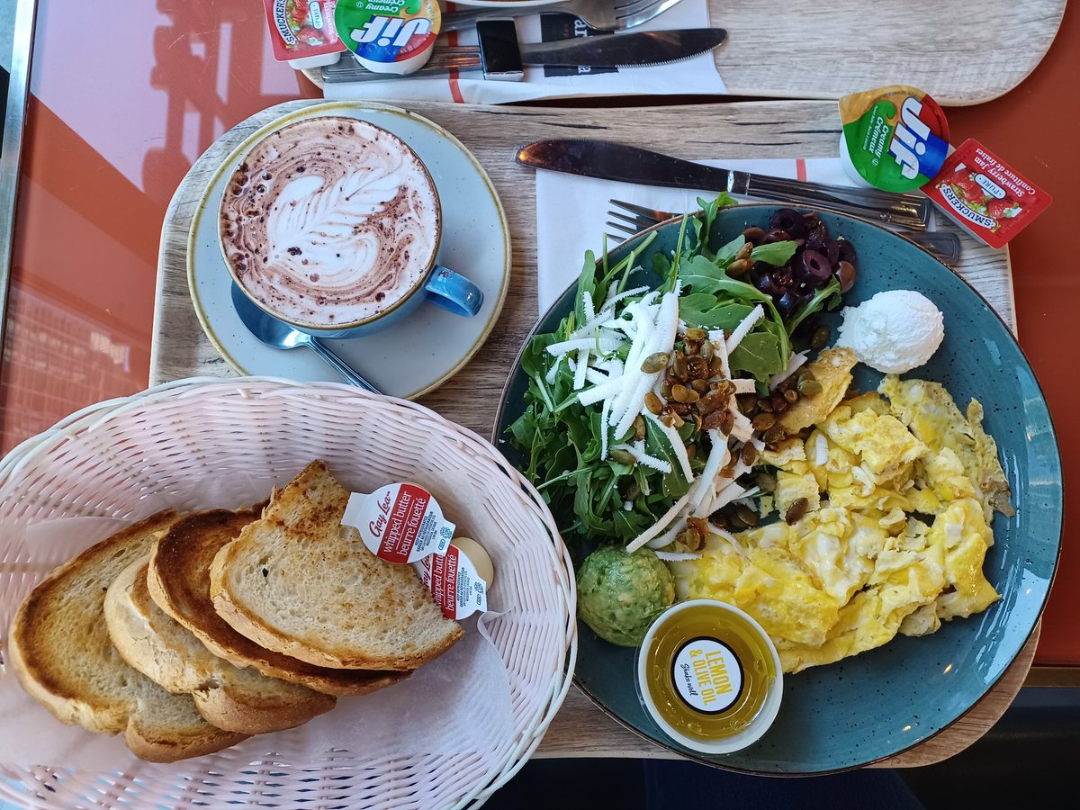 Pre-Passover tradition at <a href="/aromaespresso/">aroma espresso bar</a> 😋