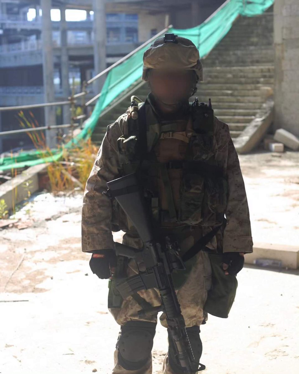 swordwind2019's tweet photo. usmc iraq 重演
#reenactment #reenactor #usmc
#unitedstatesmarinecorps #mariners #semperfi #futuremarines #m16a4 #acog #marpat #mccuu #lwh #otv https://t.co/RbOzeeQutZ