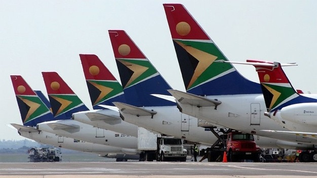 [ON AIR] @nolu_mm speaks to the Chairperson of the @flysaa Board, @Derek_Hanekom about the airline. South Africa is seeking potential minority investors and access to capital markets and loan financing for South African Airways for more rapid expansion. The airline had to